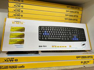 Teclado com fio b -max